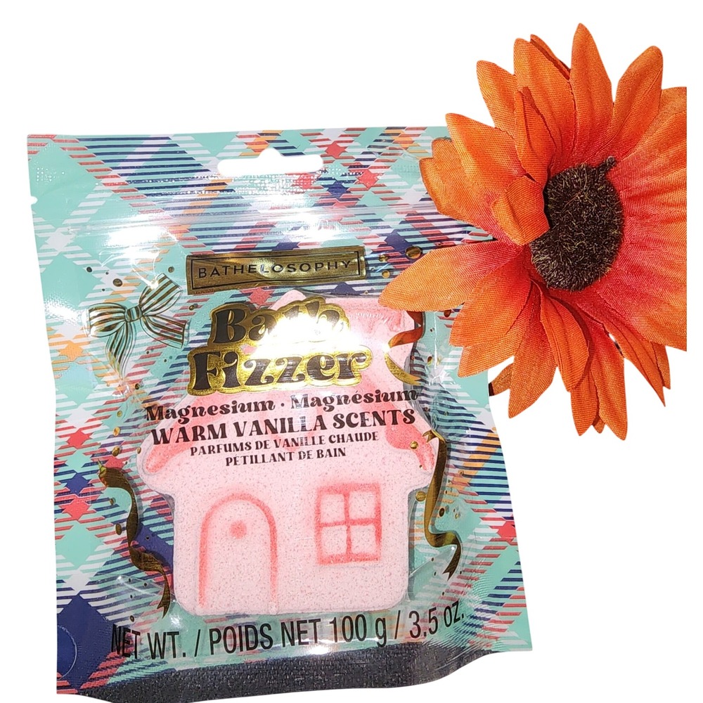 Bathelosophy Warm Vanilla Scents Magnesium Bath Fizzer 3.5 oz House Shaped Bomb